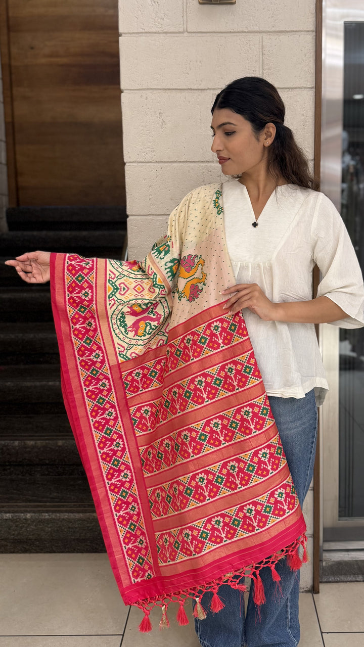 Hans–Kunjar Bhat Patola Saree Inspired by Double Ikat Design Motifs