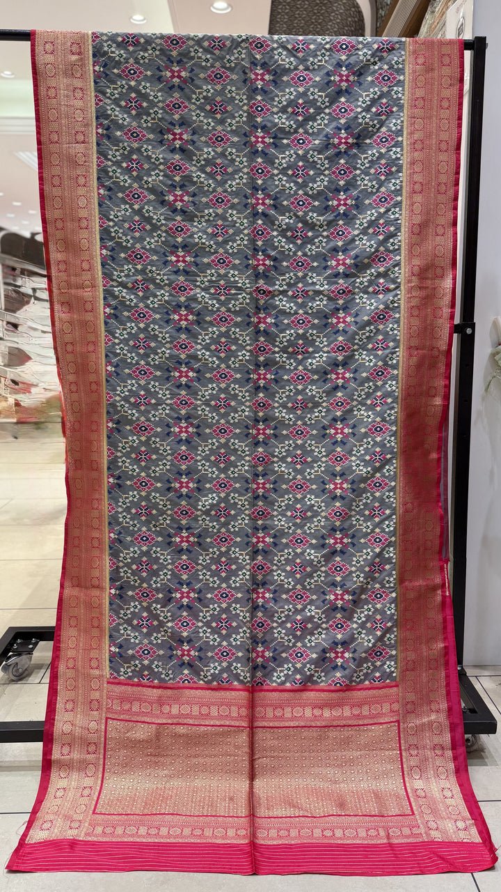 Grey Chowkdi Bhat Patola Saree with Phool Jaal – Double Ikat Inspired Weaving