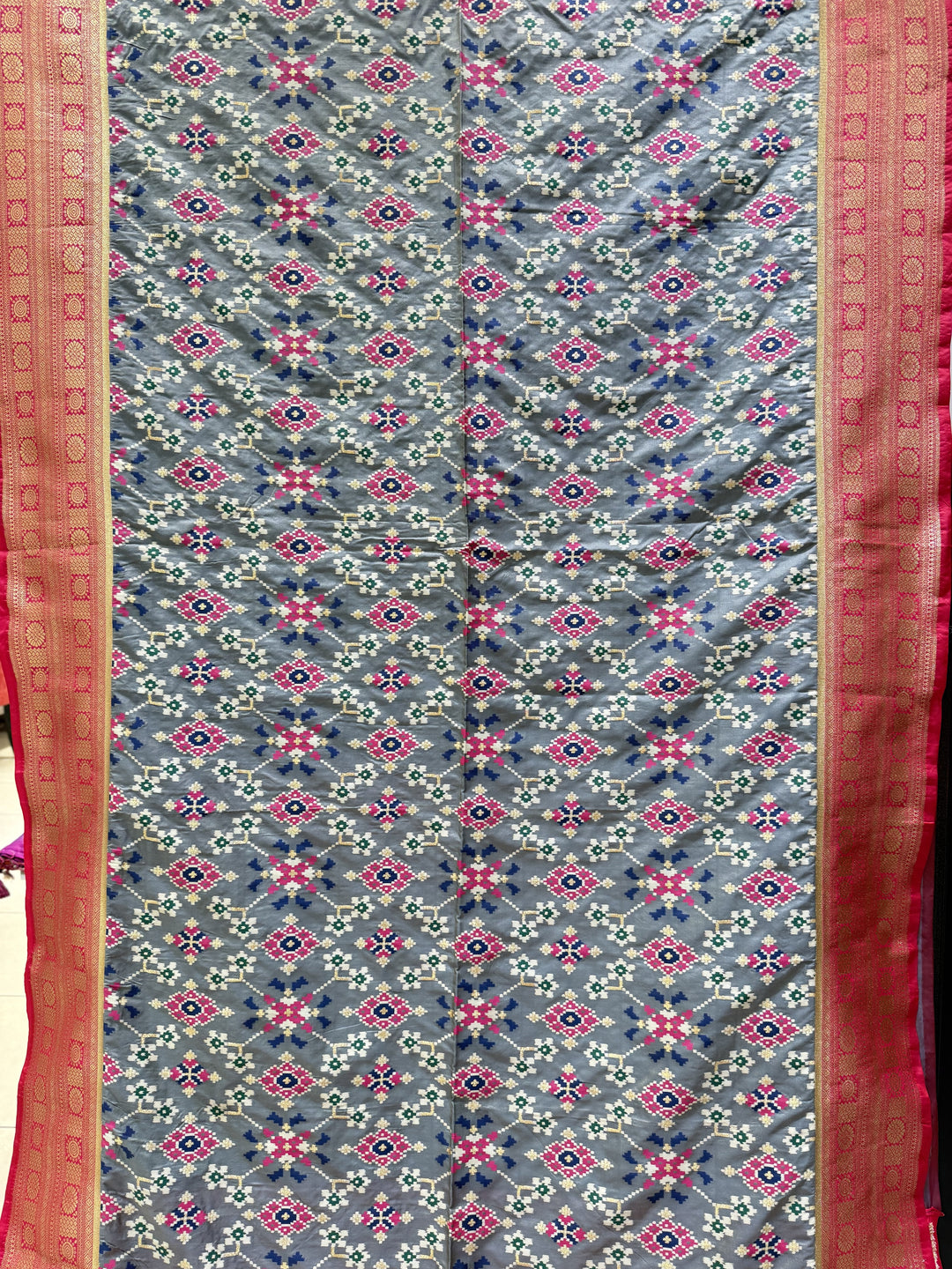 Grey Chowkdi Bhat Patola Saree with Phool Jaal – Double Ikat Inspired Weaving