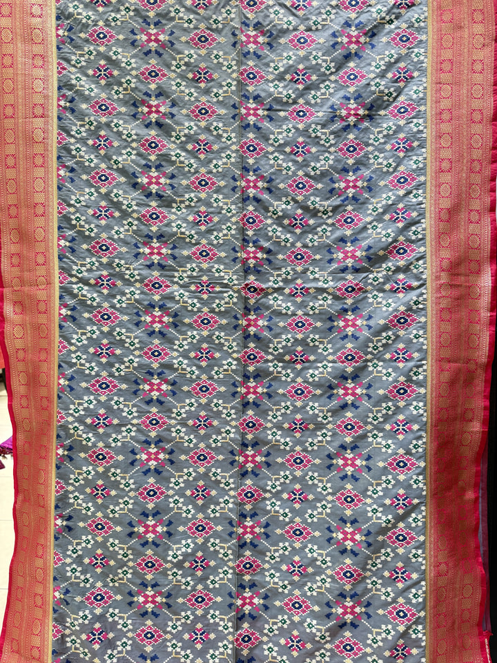 Grey Chowkdi Bhat Patola Saree with Phool Jaal – Double Ikat Inspired Weaving