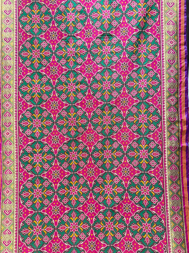 Rani Pink Nari Phool Bhat Patola Saree – Traditional Double Ikat Inspired Weaving