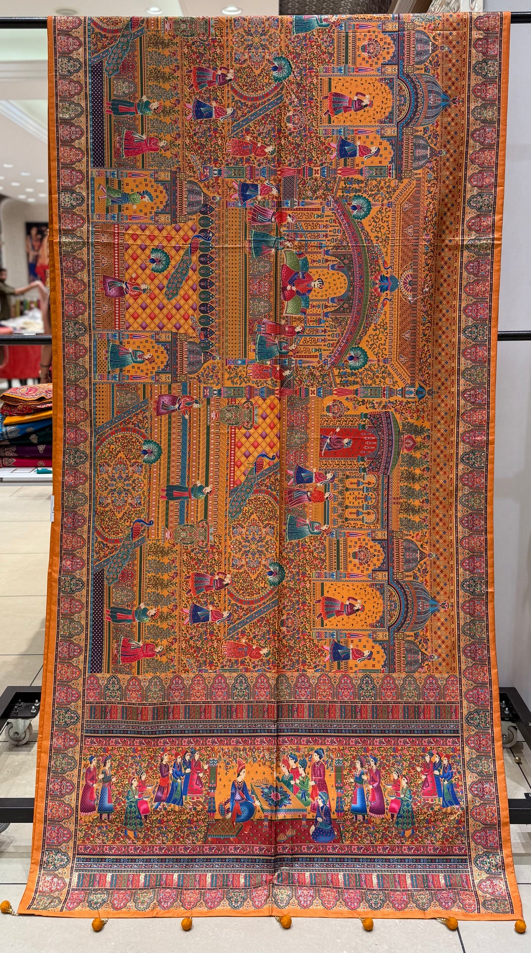 Royal Darbar Scene Patola Inspired Silk Saree with Traditional Heritage Weaving