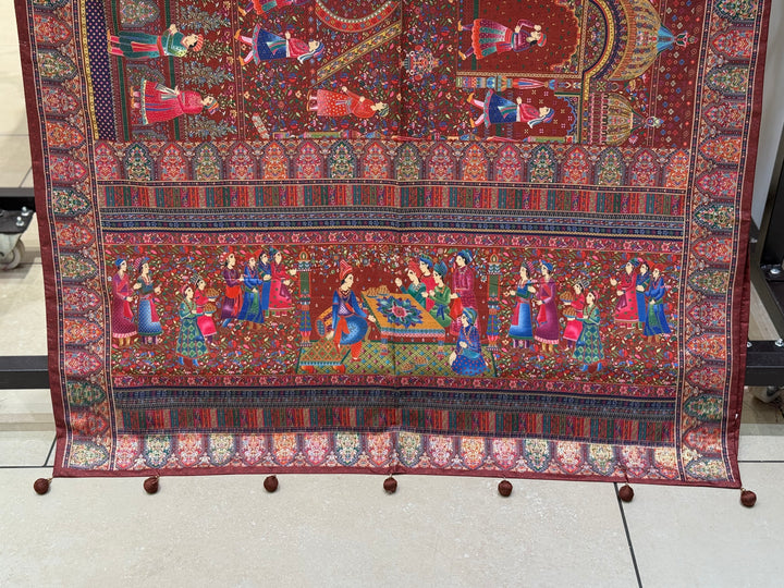 Royal Darbar Scene Patola Inspired Silk Saree with Traditional Heritage Weaving