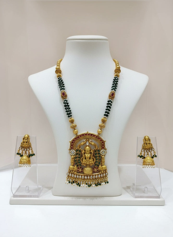 Divine Elegance: Lakshmi Temple Jewellery Set