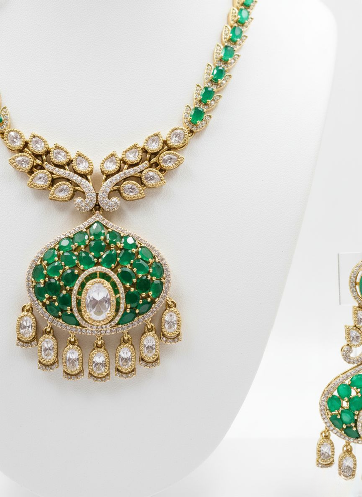 Emerald Green Kundan Pendant Necklace Set with Matching Earrings