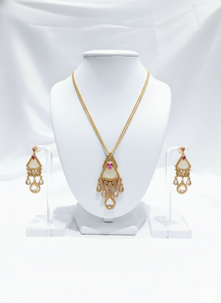 Premium Silk Weaving Saree with Designer Blouse – Elegant Festive & Wedding Wear