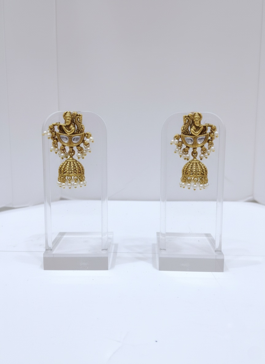 Krishna Temple Necklace Antique with Kundan Detailing & Jhumka Earrings