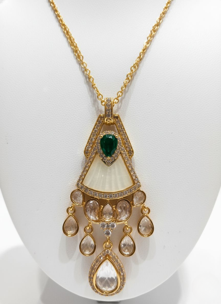 Royal Gold-Plated Kundan Necklace Set