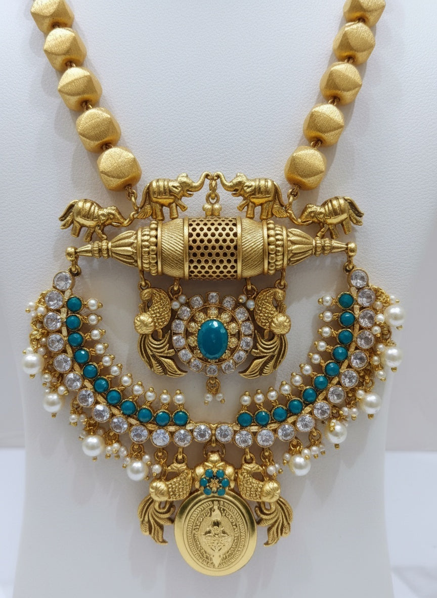 Traditional Temple Jewelry Set with Turquoise and Pearl Embellishments