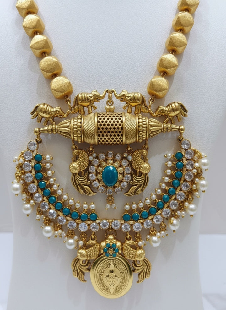 Traditional Temple Jewelry Set with Turquoise and Pearl Embellishments