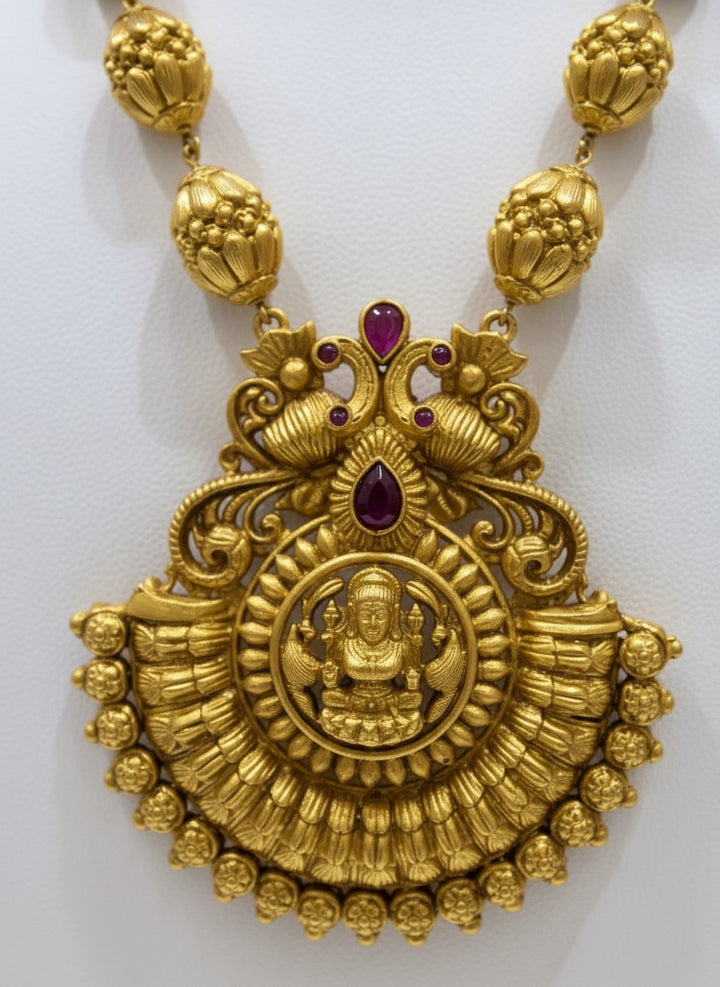 Classic Antique Temple Set with Gold Beads and Green Accents