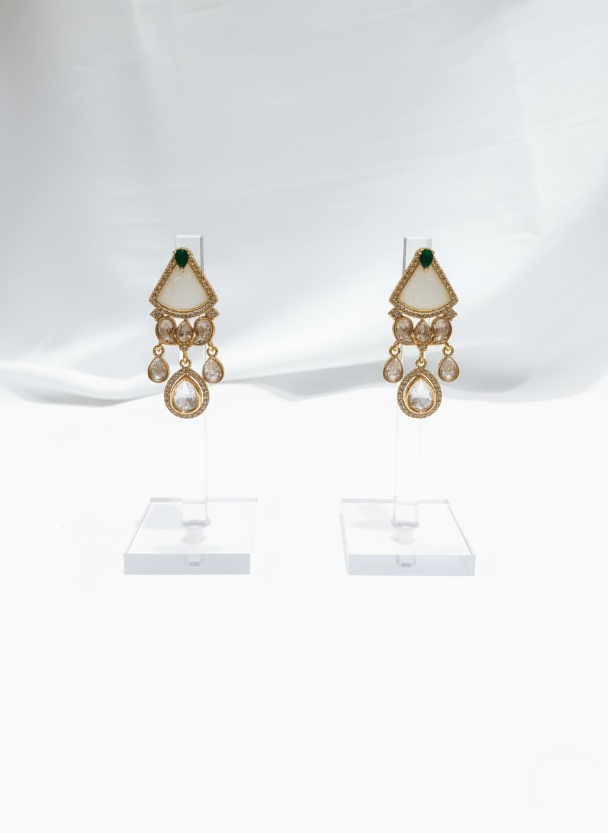 Royal Gold-Plated Kundan Necklace Set