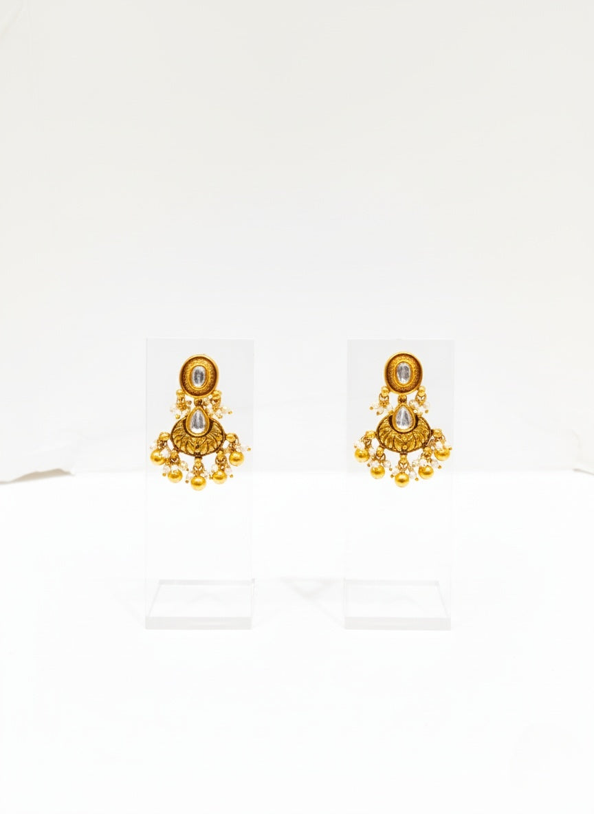 Royal Kundan Choker Necklace Set with Pearls & Antique Gold Finish