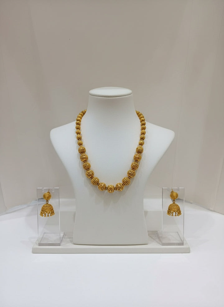 Traditional Gold Beaded Necklace Set with Filigree Detailing & Jhumka Earrings