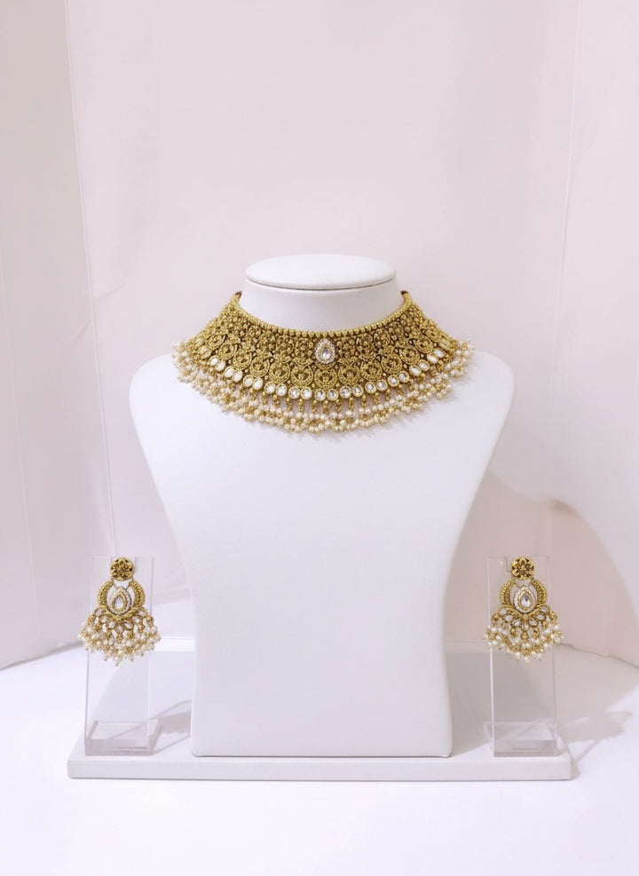 Antique Gold Kundan & Pearl Bridal Choker Necklace Set