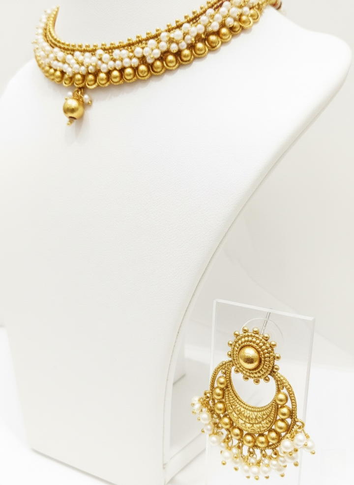 Elegant Antique Gold Pearl Choker Necklace Set with Designer Earrings