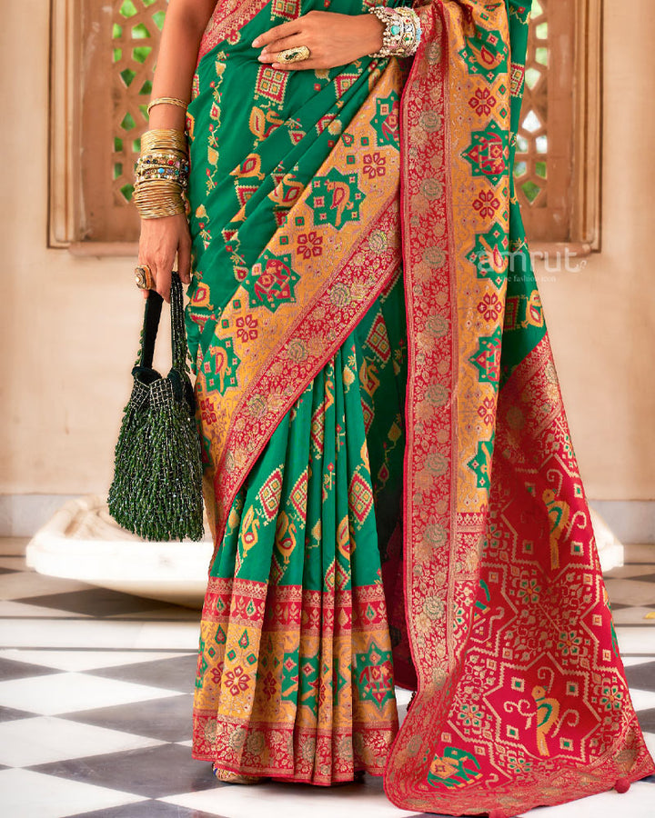 Jade Green Peacock Motifs Printed Silk Saree With Contrast Pallu