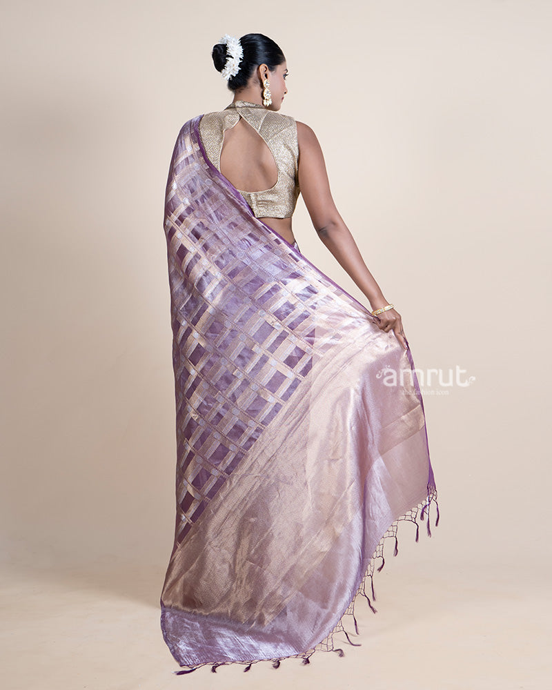 Lavender Tissue Silk Saree with Metallic Check Pattern and Unstitched Blouse 05