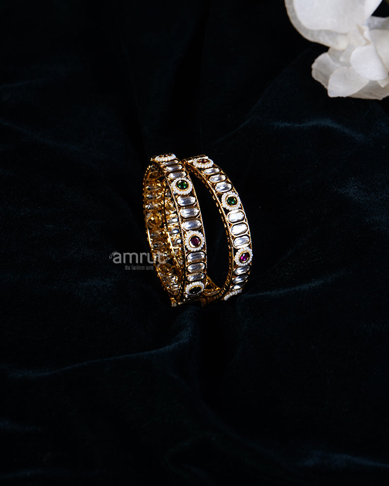 Layered Gold-Toned Bangle Set with Oval-Shaped Stone Accents 01