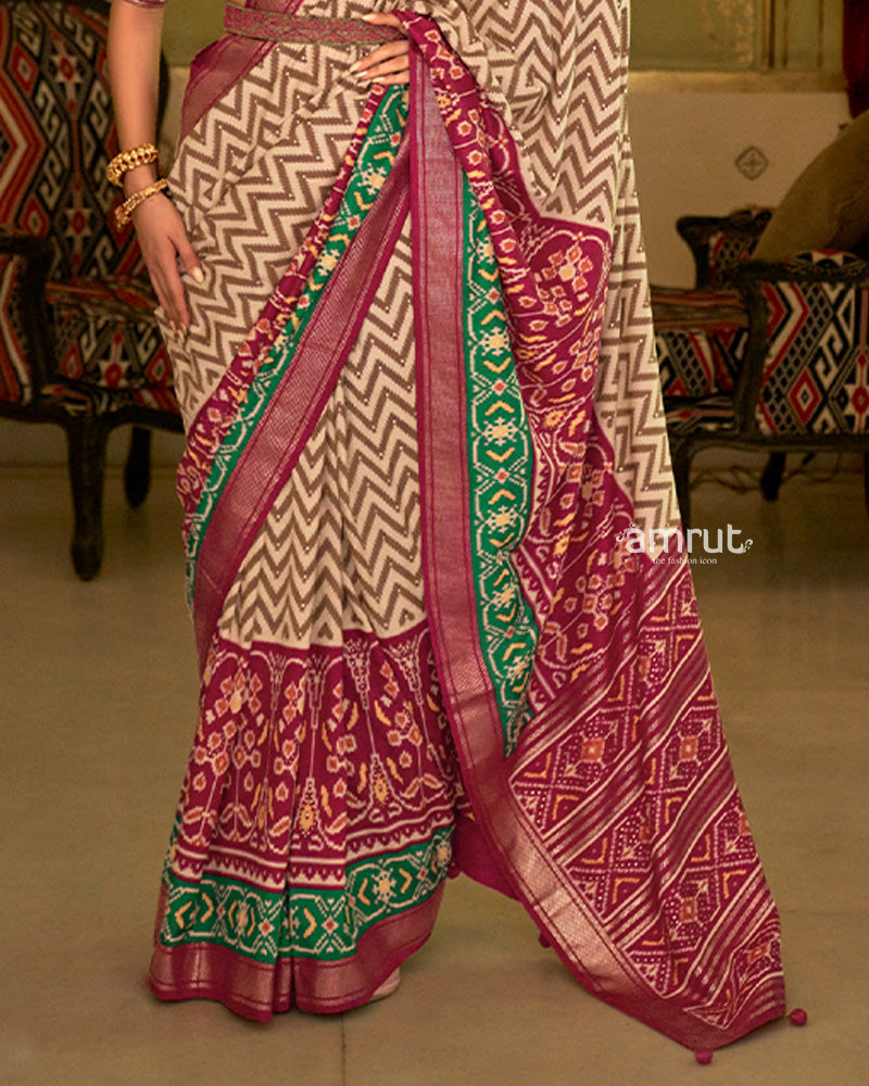 Light Brown Saree With Dark Pink Border And Unstitched Blouse