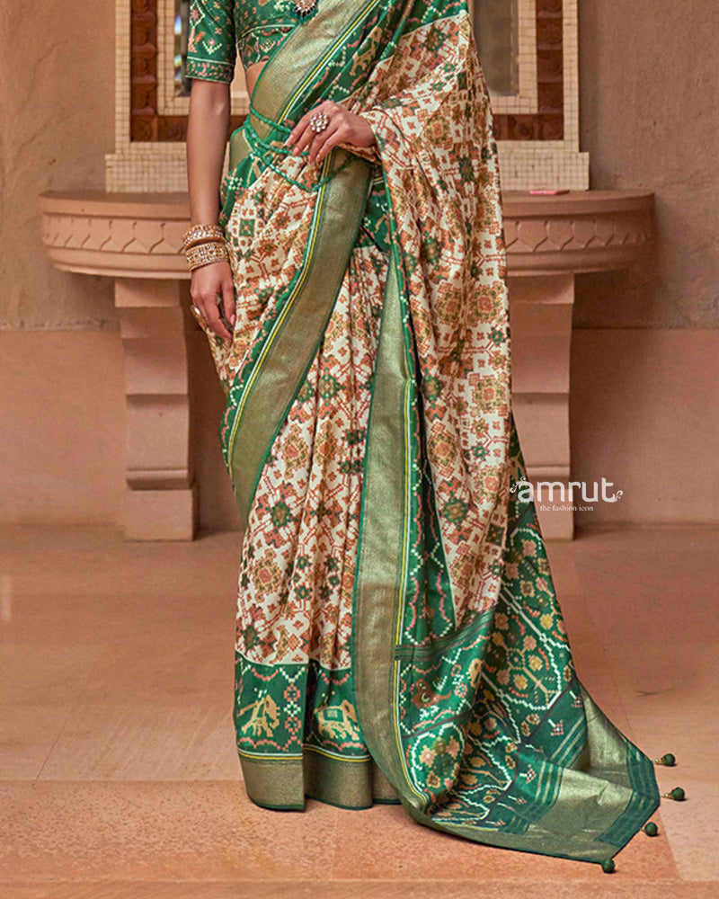 Off White Saree With Unstitched Blouse In Cotton Silk