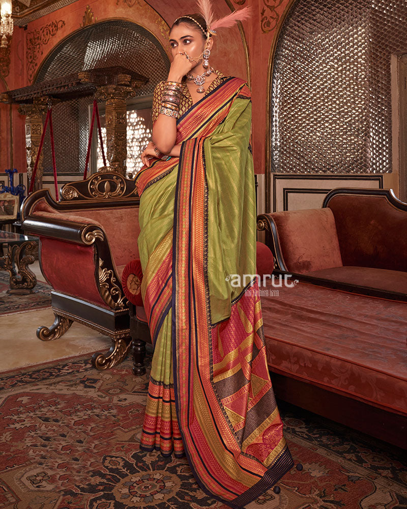 Olive Green Kanjivaram Silk Saree with an Unstitched Blouse 01