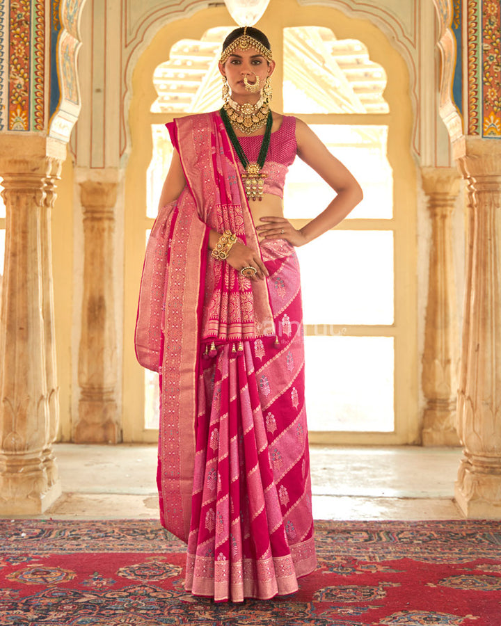 Pink Floral Printed Saree With Unstitched Blouse