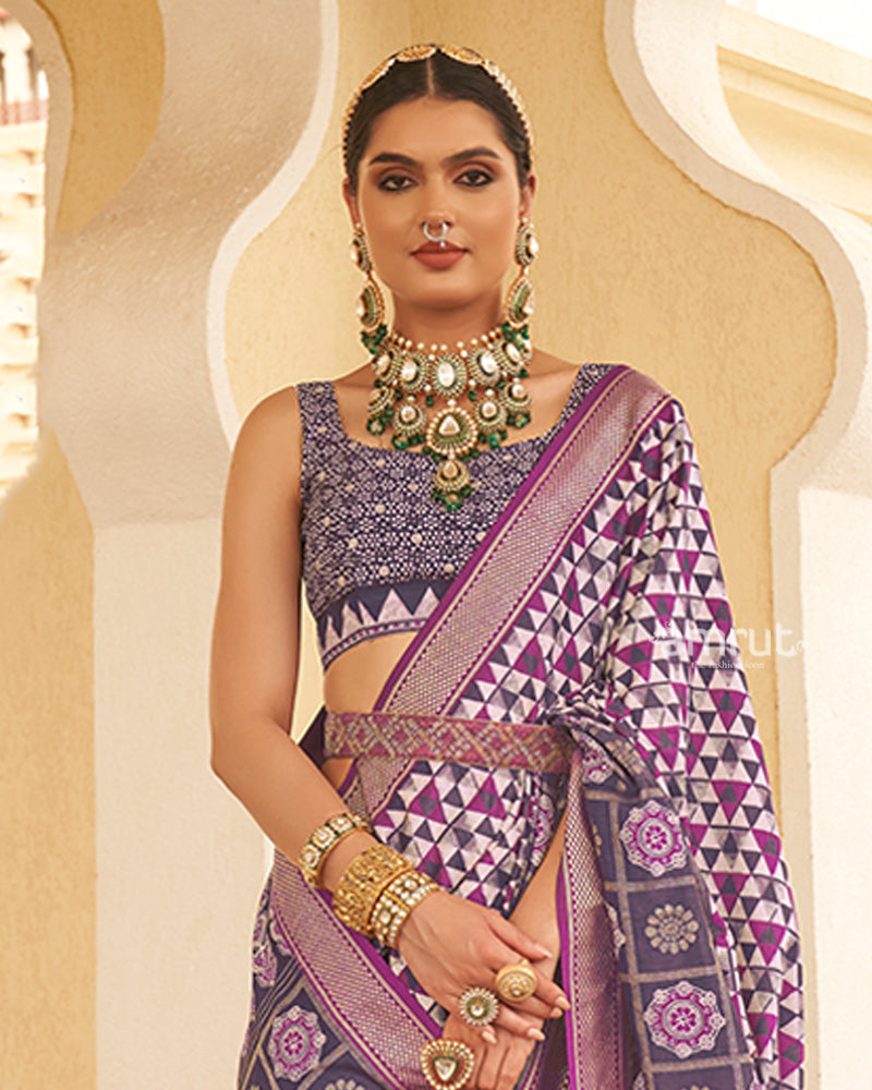 Purple & White Geometric Printed Embellished Zari Border Silk Saree with an Unstitched Blouse 02