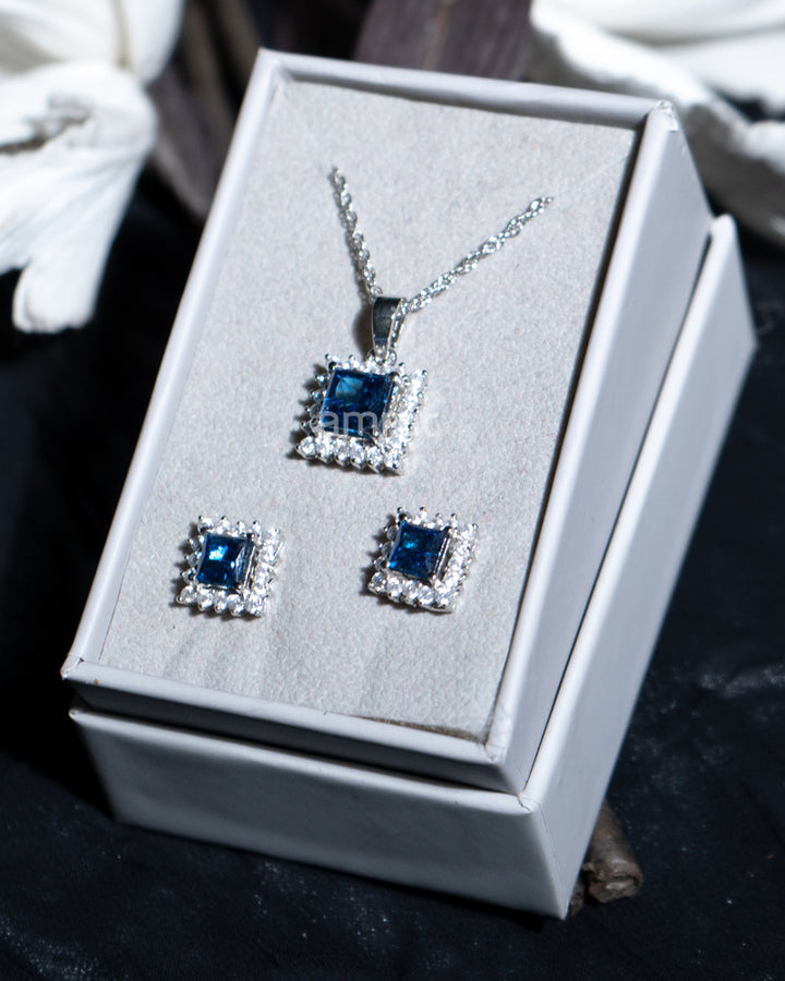 Royal Blue Stone 925 Sterling Silver Pendant Set