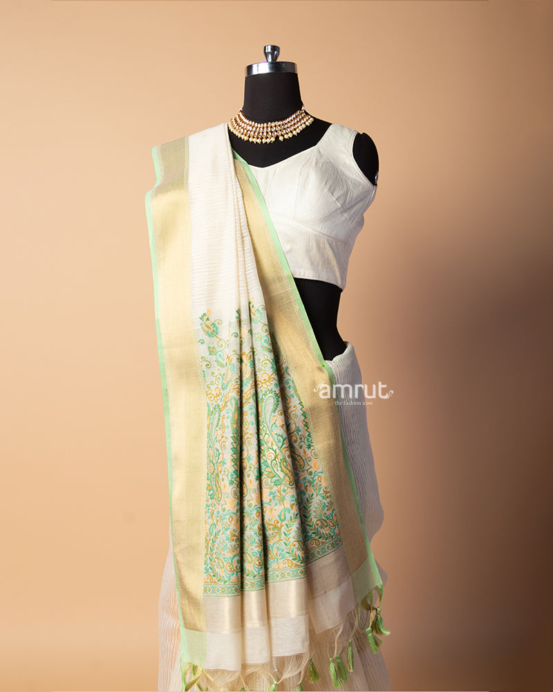 Sea Mist Saree With Unstitched-Blouse