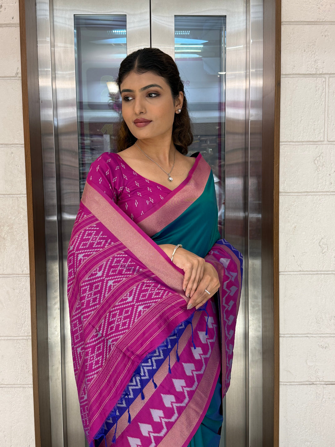 Elegant Patola Silk Saree with Unstitched Blouse and Exquisite Weaving