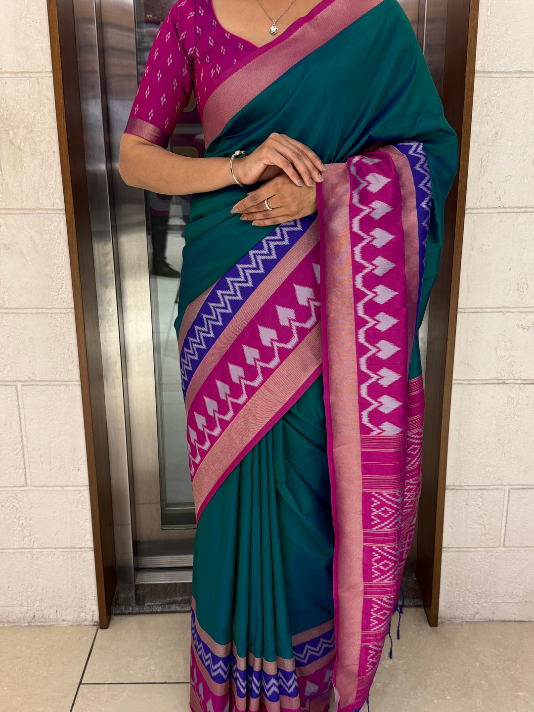 Elegant Patola Silk Saree with Unstitched Blouse and Exquisite Weaving