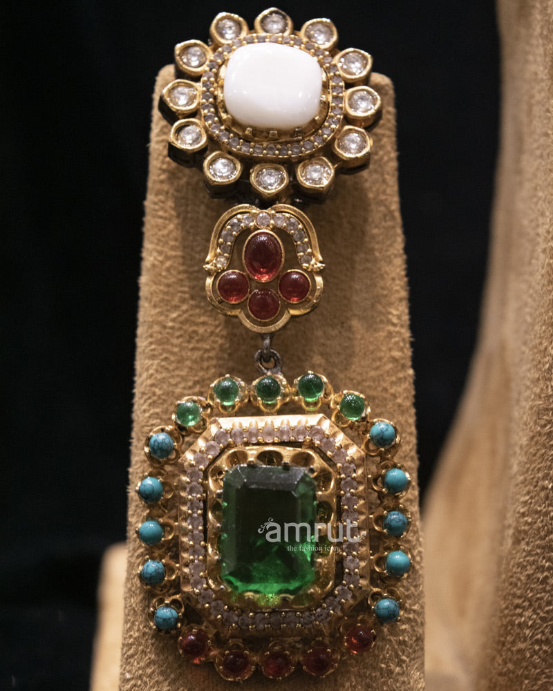 The-Lady-Ranu-Green-Emerald-Pendant-Necklace-Setfor-Wedding