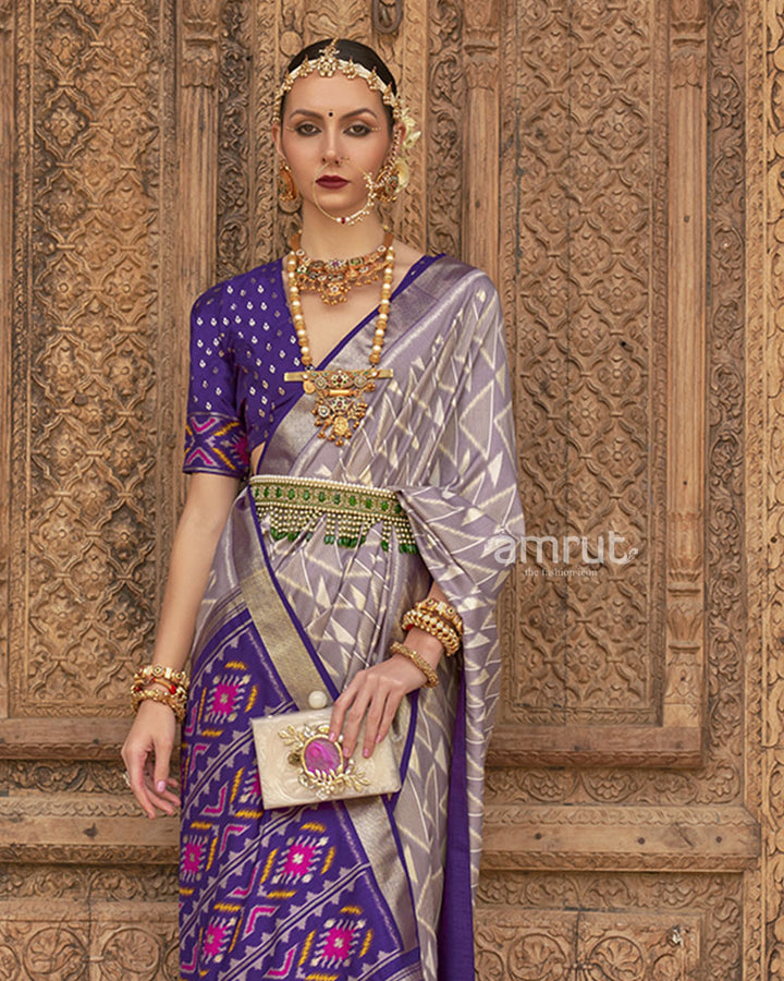 Violet Cotton Silk Printed Saree With Figure Detail Pallu and Unstitched Blouse Piece