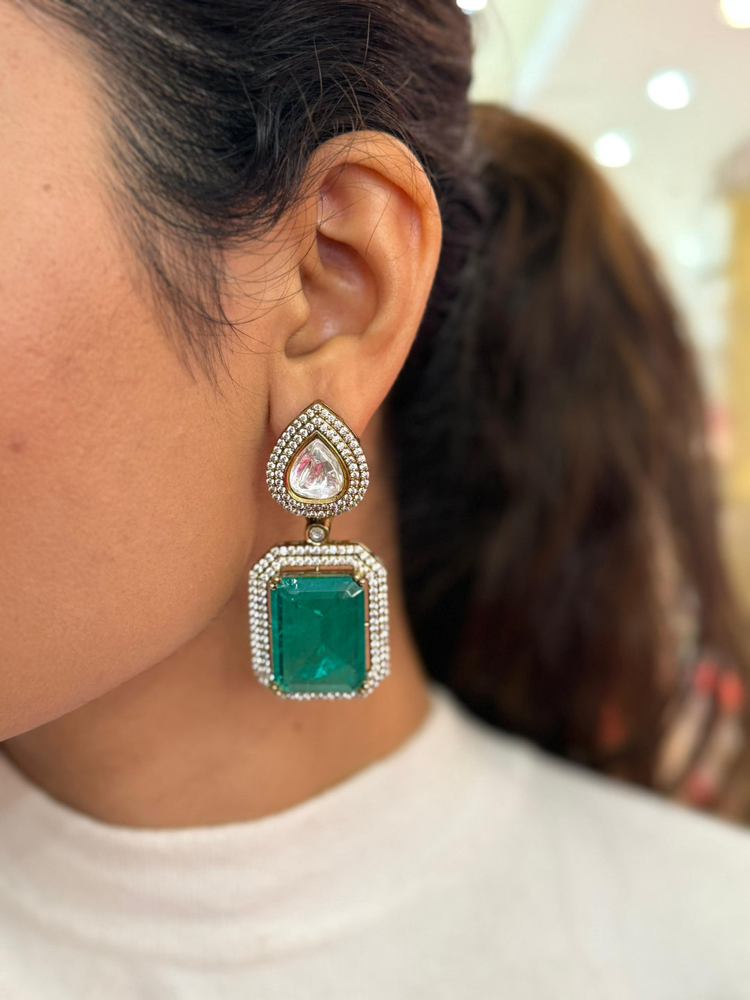 Majestic Emerald Statement Necklace with Diamond Accents