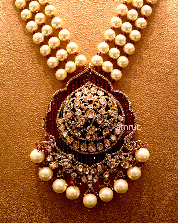 White Pearls Gold-plated Kundan Necklace And Earrings