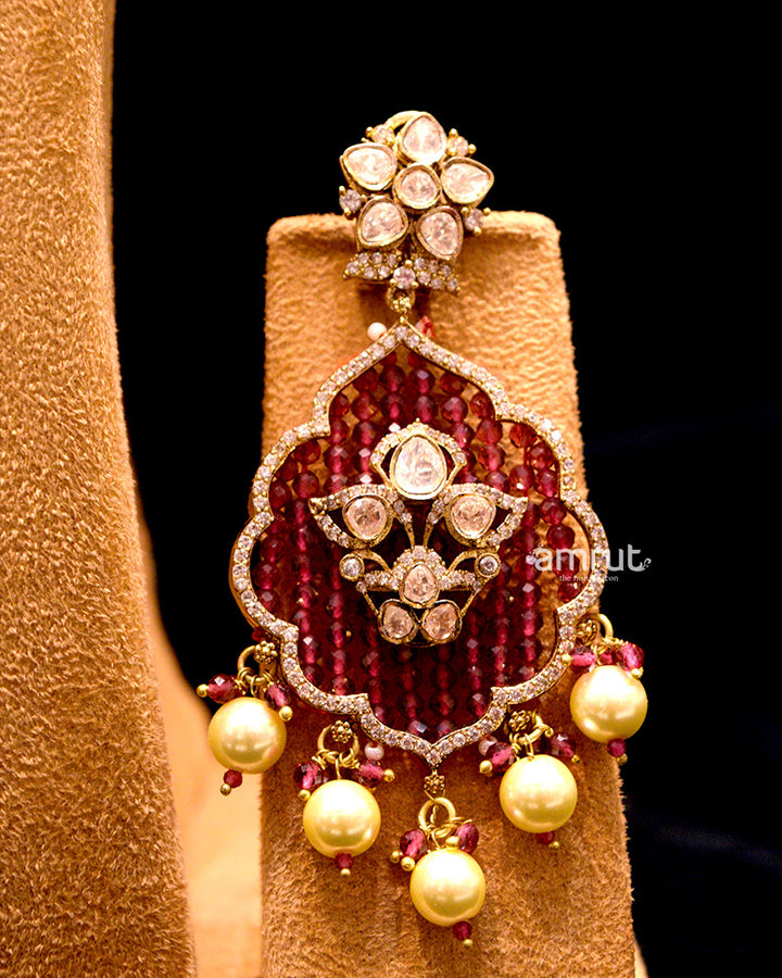 White Pearls Gold-plated Kundan Necklace And Earrings