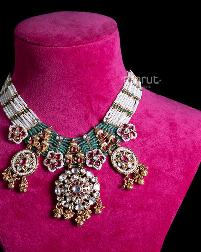 White Beads Green Ruby Gemstones Emerald Necklace  02
